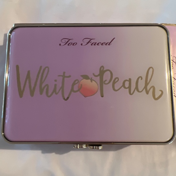๐Too Faced White Peach Multi-Dimensional Eye Shadow Palette๐ - Picture 3 of 4